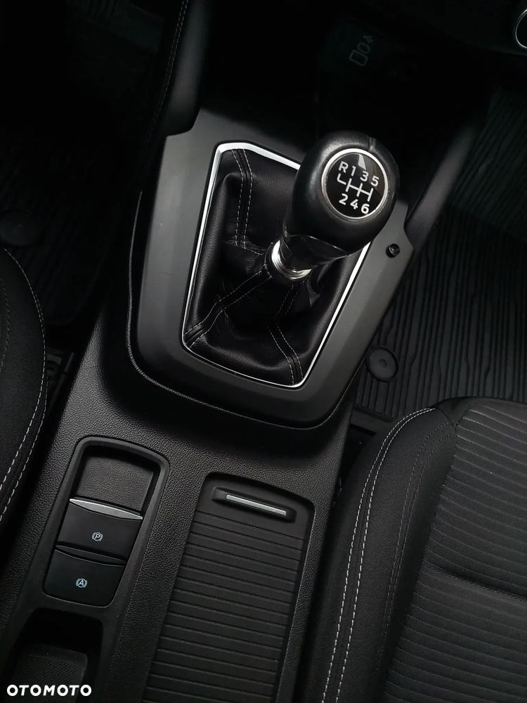 Ford Focus 1.5 EcoBlue Titanium X - 23