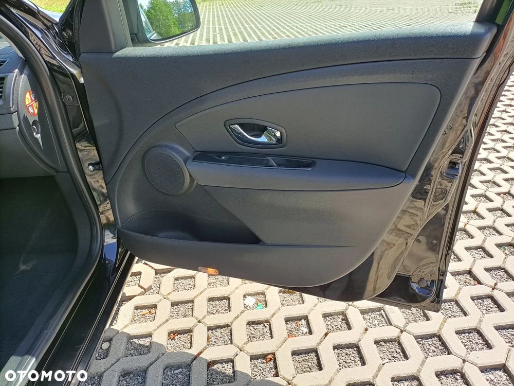 Renault Megane 1.6 16V Dynamique Euro5 - 27