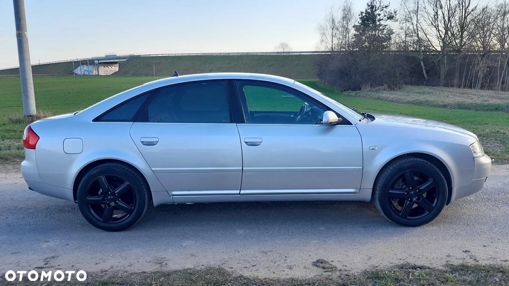 Audi A6 Limousine 2.4 - 2
