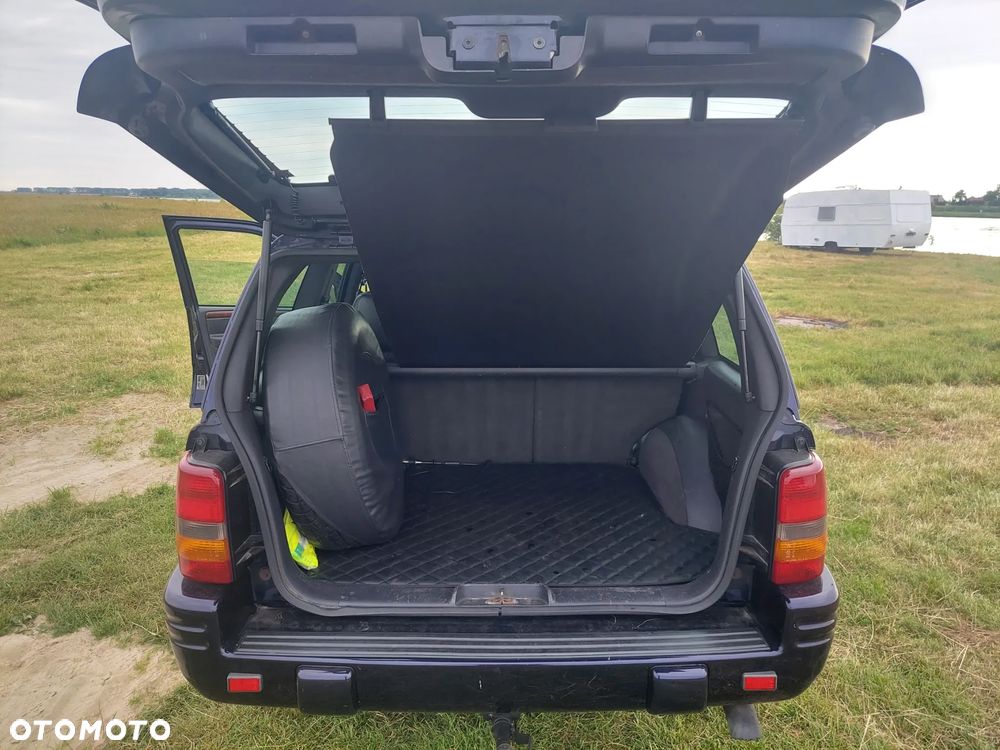 Jeep Grand Cherokee - 13