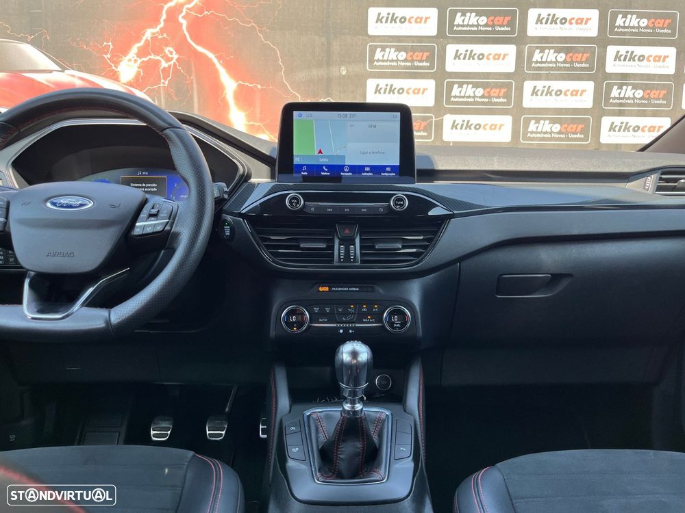 Ford Kuga 2.0 EcoBlue Hybrid ST-LINE - 34