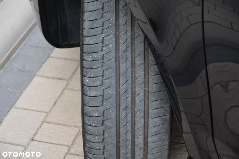 Mercedes-Benz Klasa V 300 d 4-Matic Avantgarde 9G-Tronic (d³ugi) - 17