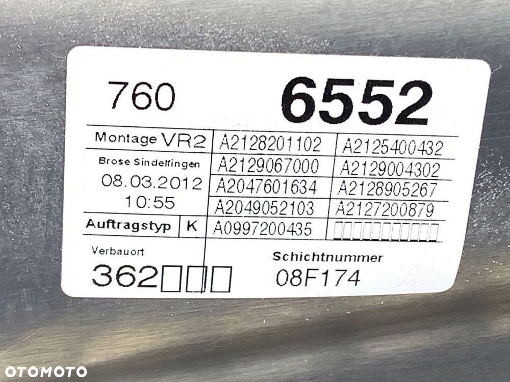 PODNOŚNIK SZYBY PRAWY PRZÓD  MERCEDES-BENZ KLASA E T-Model (S212) 2009 - 2016 E 200 CDI / BlueTEC - 4