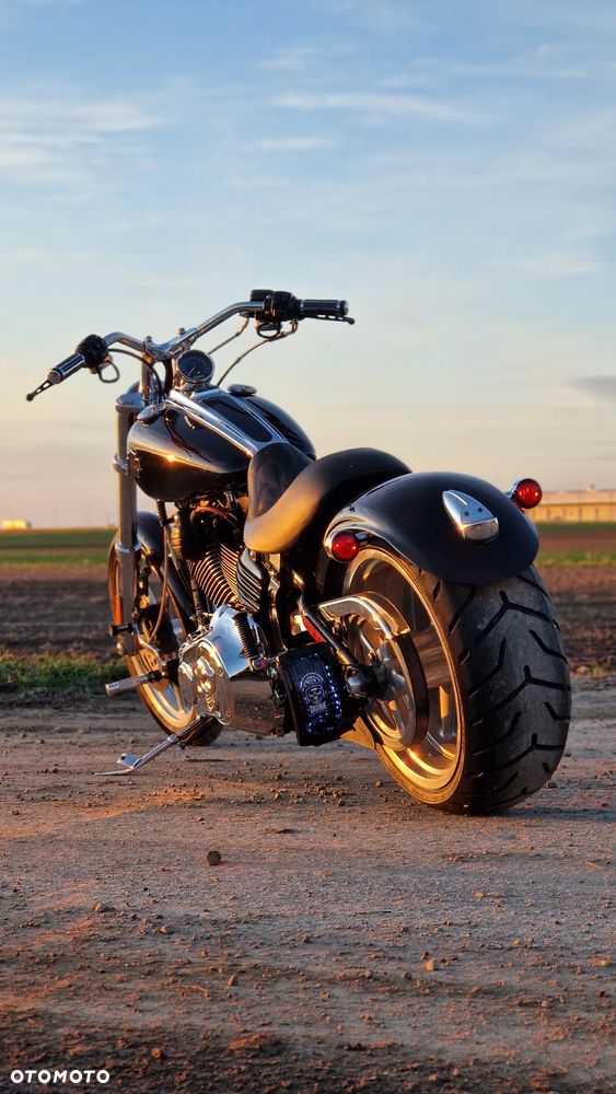 Harley-Davidson Softail - 10