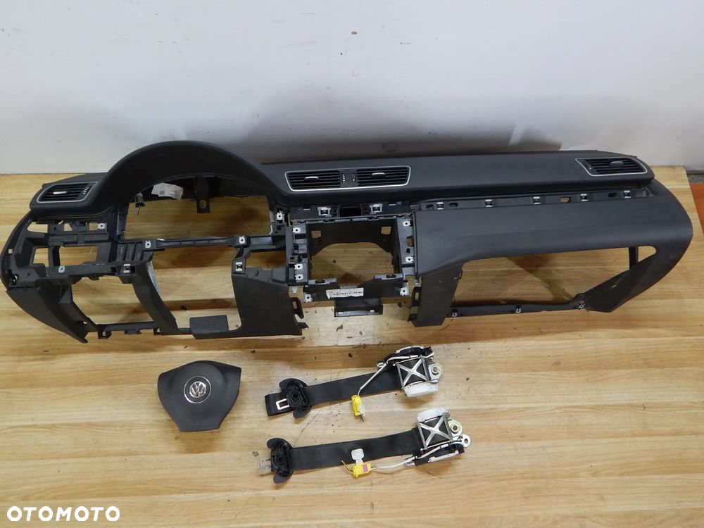 Deska rozdzielcza kokpit konsola pas bezp airbag VW Passat B7 10-15  Łuków części - 2