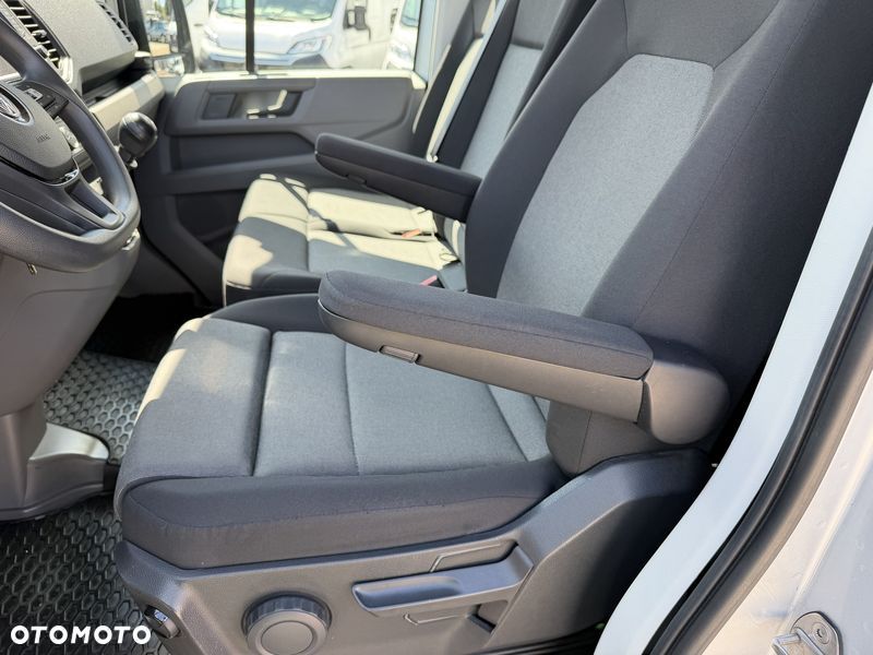 Volkswagen Crafter - 38