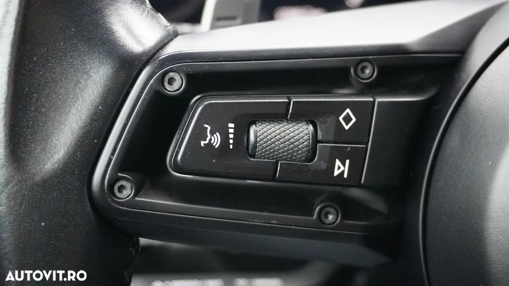 Porsche 911 Carrera PDK - 11