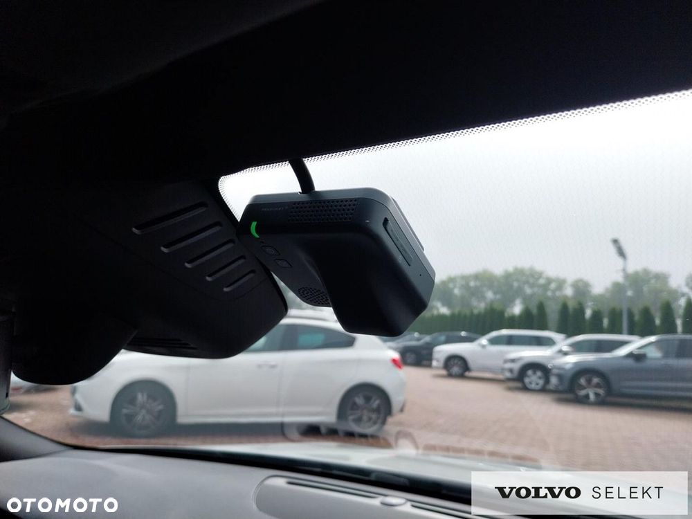 Volvo V60 B4 B Plus Dark - 22