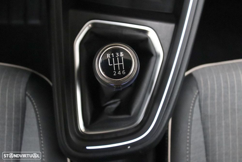 Renault Clio 1.0 TCe Techno Bi-Fuel - 13