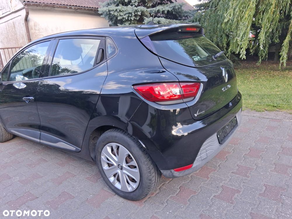 Renault Clio 1.2 16V 75 Experience - 7