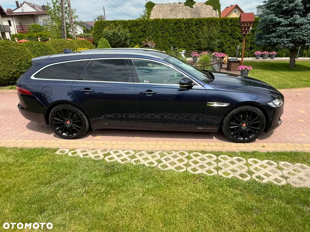 Jaguar XF 2.0 i4D AWD Prestige - 8