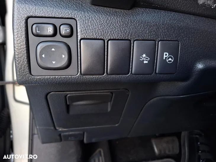 Toyota Auris 1.8 L VVT-i Hybrid Luna - 27