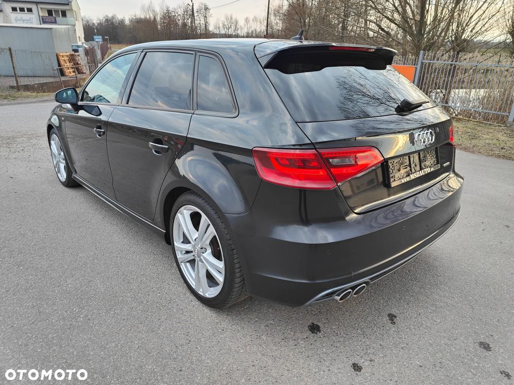 Audi A3 Sportback 2.0 TDI (clean diesel) quattro S tronic S line Sportpaket - 5