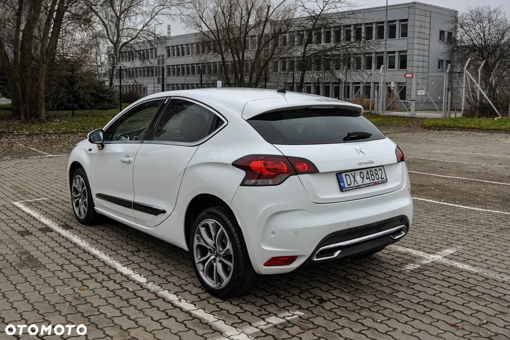 Citroën DS4 THP 200 SportChic - 3