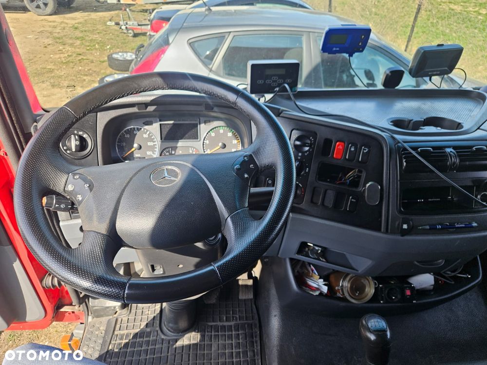 Mercedes-Benz ATEGO - 15