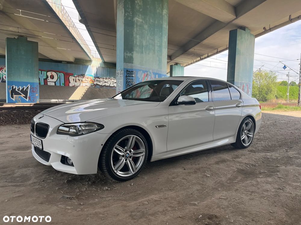 BMW Seria 5 550i xDrive Luxury Line - 1