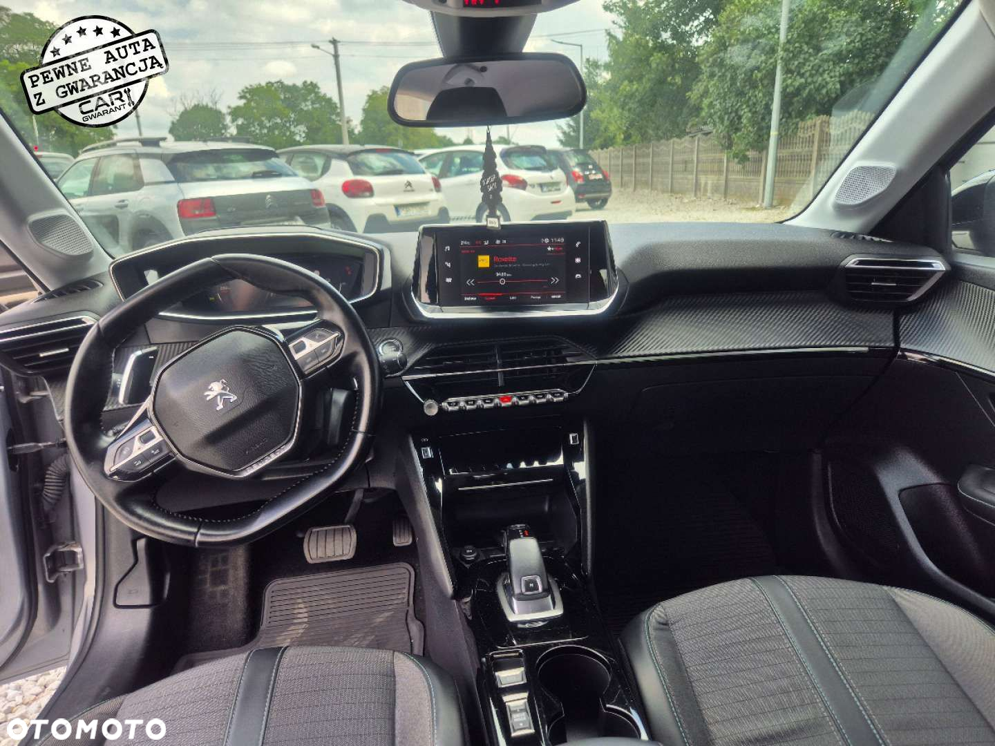 Peugeot 208 - 15