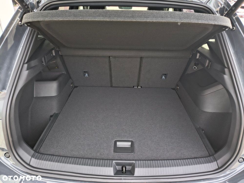 Volkswagen Tiguan - 12