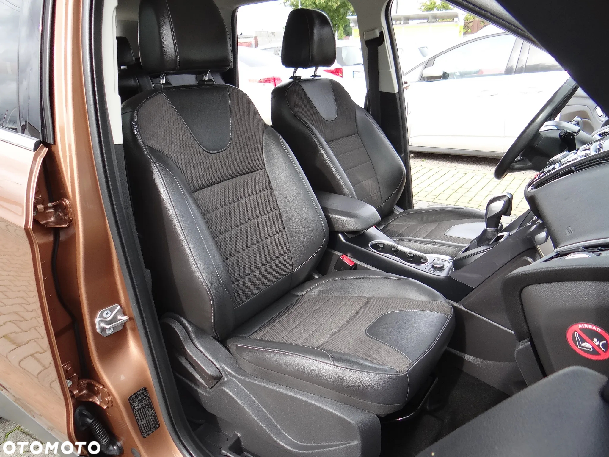 Ford Kuga 2.0 TDCi 4x4 SYNC - 32