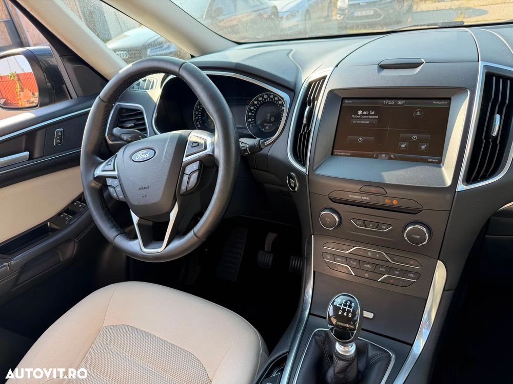 Ford Galaxy - 2