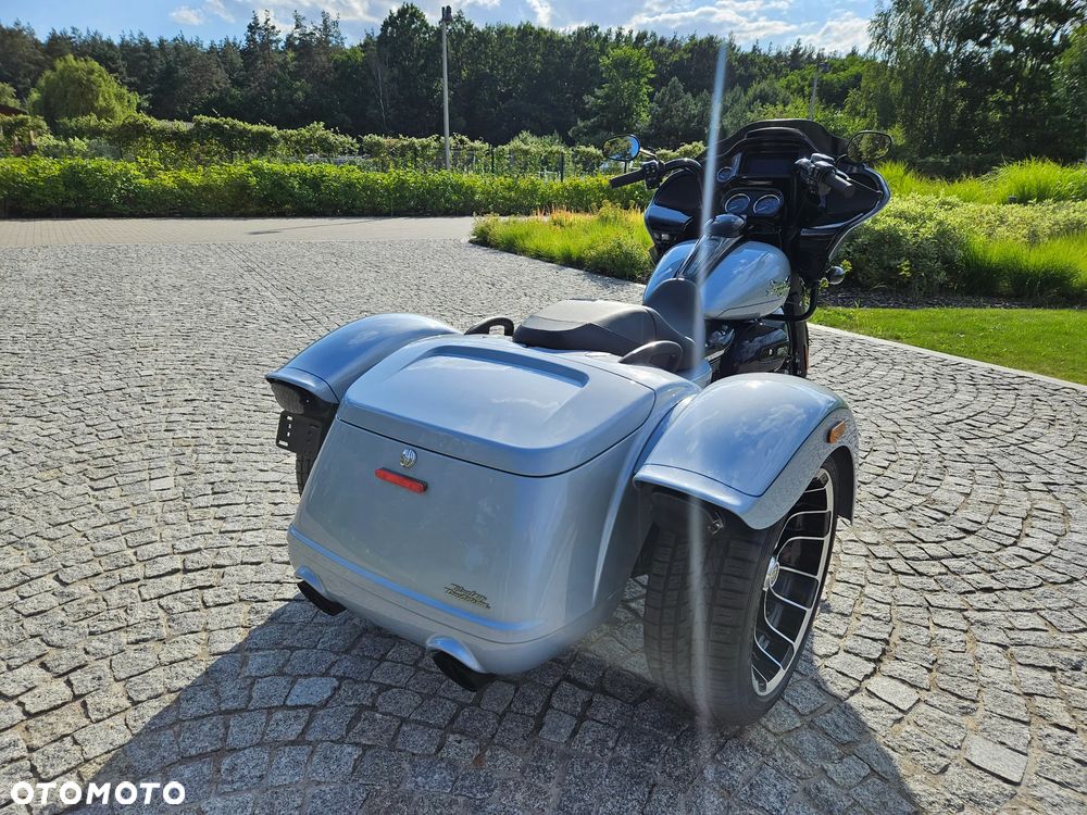 Harley-Davidson Trike Freewheeler - 25