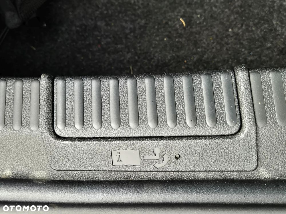 Skoda Superb 2.0 TSI Style DSG - 33