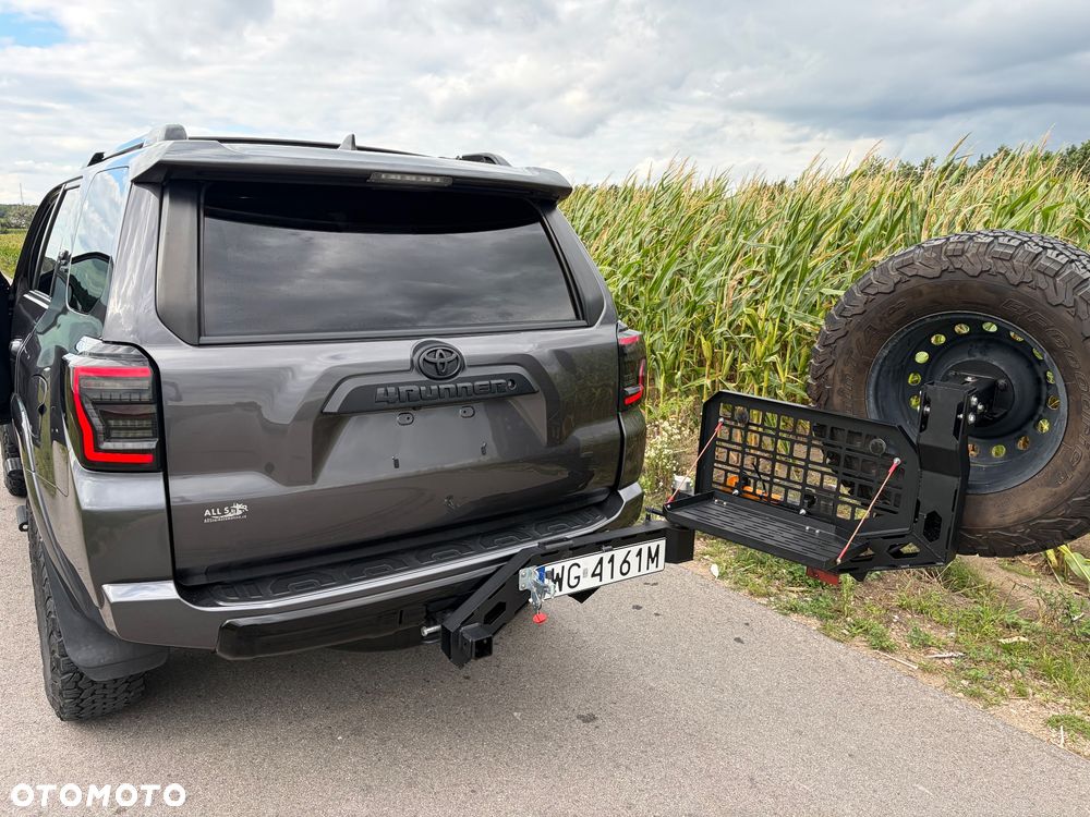 Toyota 4-Runner - 11