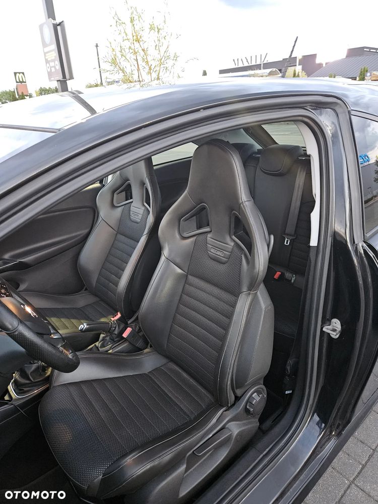 Opel Corsa 1.4 T GSi S&S - 11