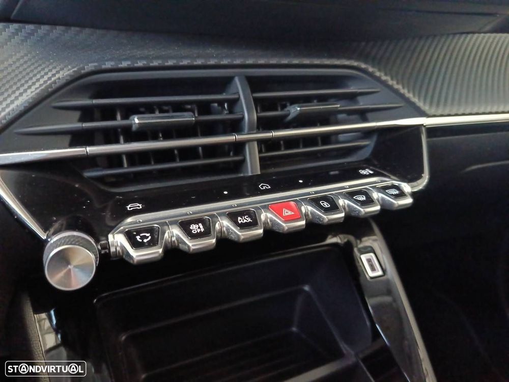 Peugeot 208 1.2 PureTech Active - 20