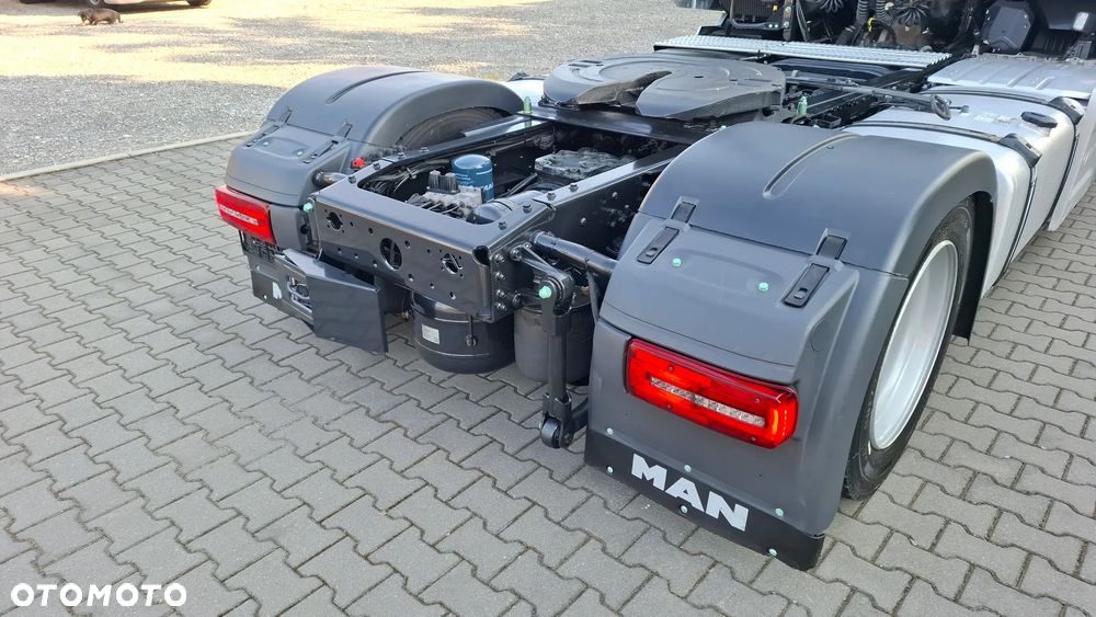 MAN TGX 18.510 GX / LL SA / LOW DECK / MEGA / RETARDER / SALON PL - 15