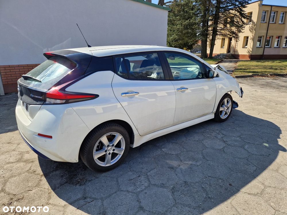 Nissan Leaf 40 kWh Tekna - 4