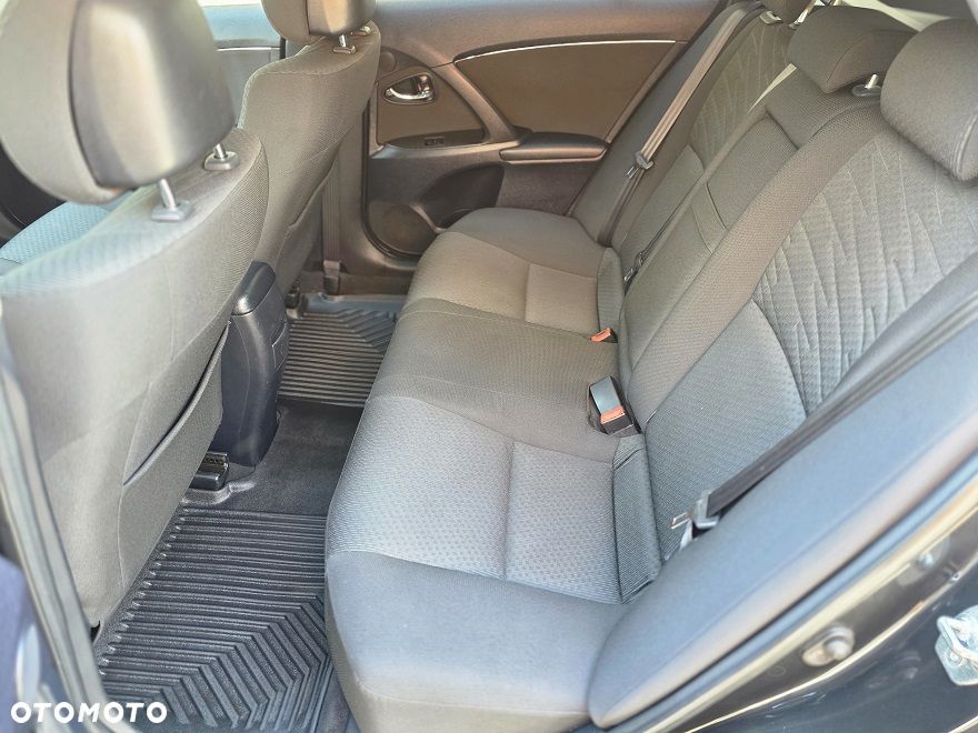 Toyota Avensis 2.0 D-4D Platinium - 15