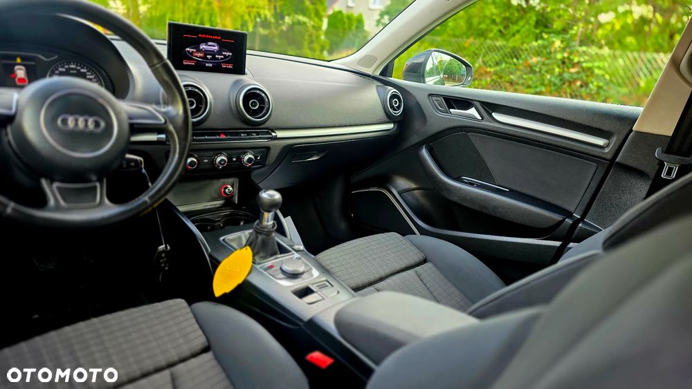 Audi A3 Sportback 1.4 TFSI Ambiente - 26