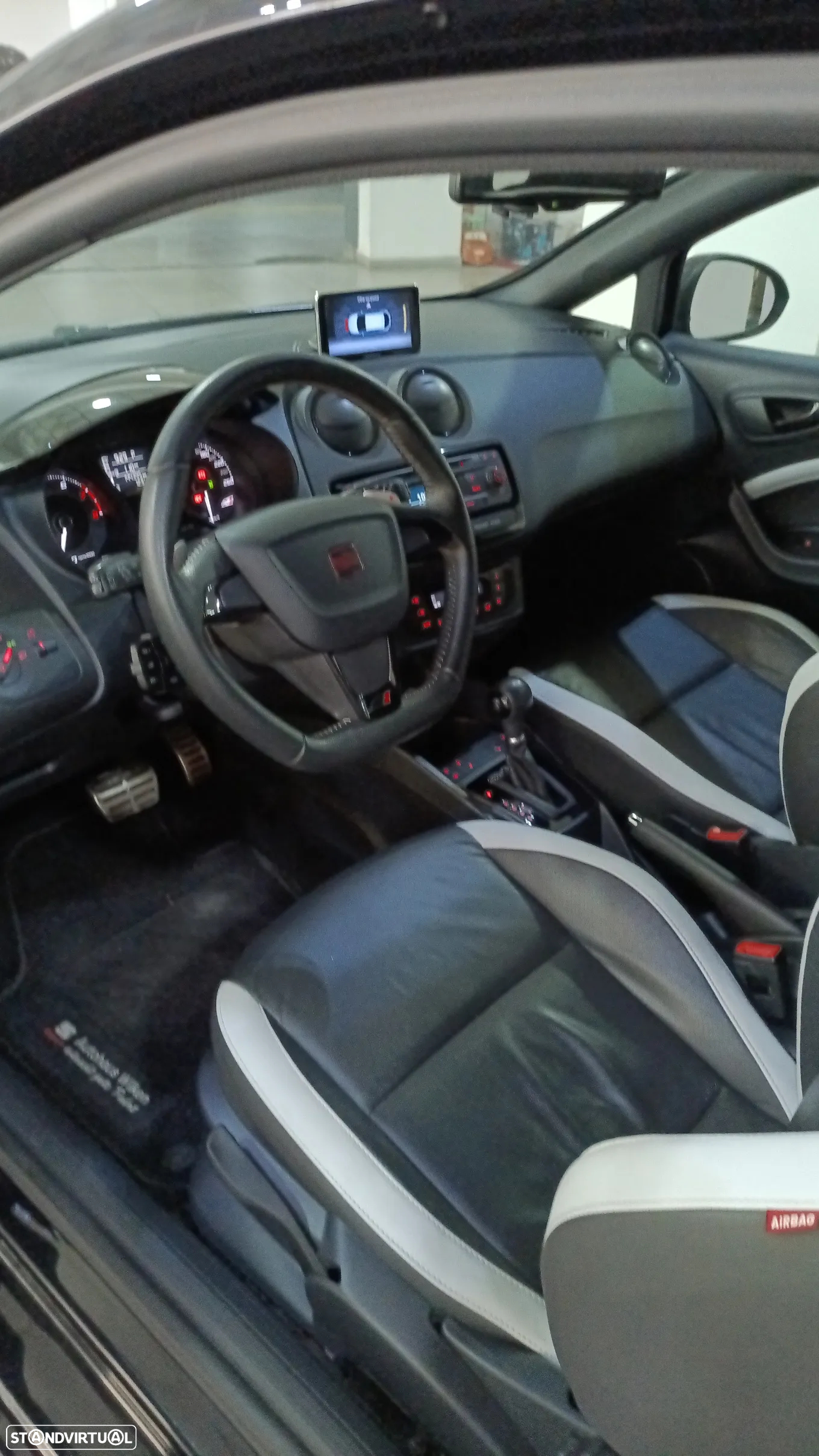 SEAT Ibiza SC 1.4 TSI Cupra DSG - 16