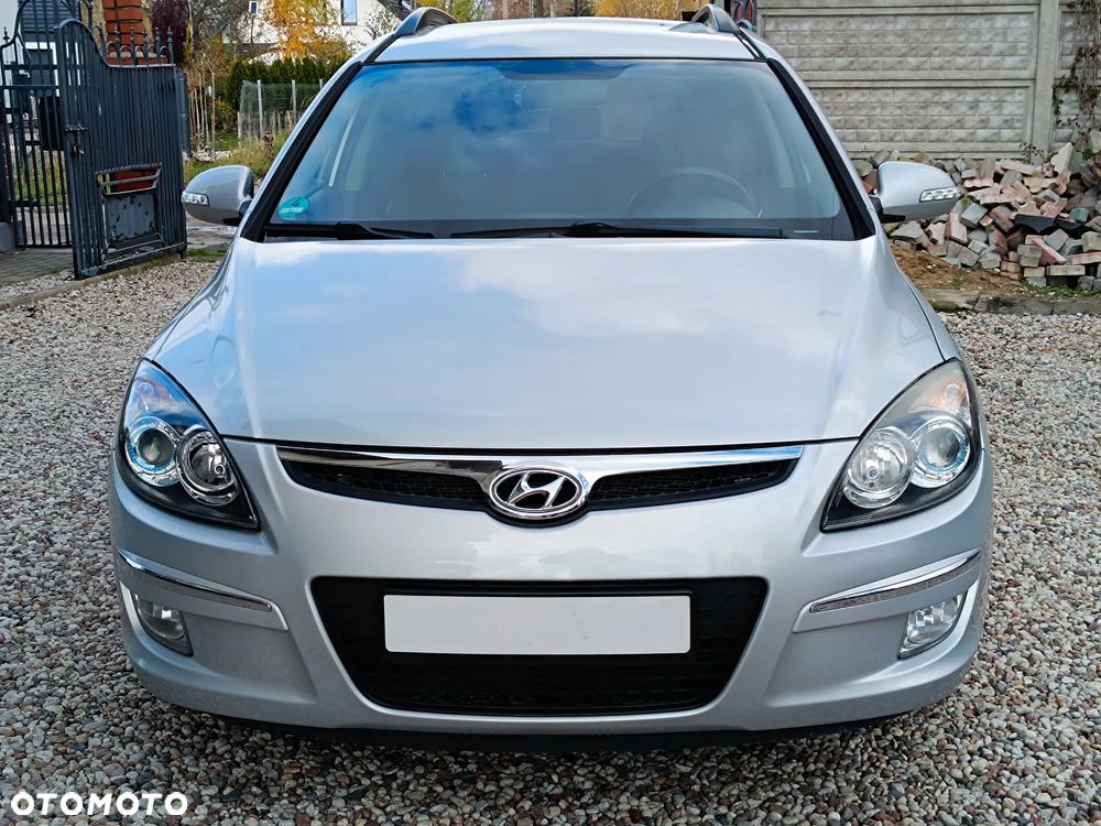 Hyundai i30 1.4 Base + - 5