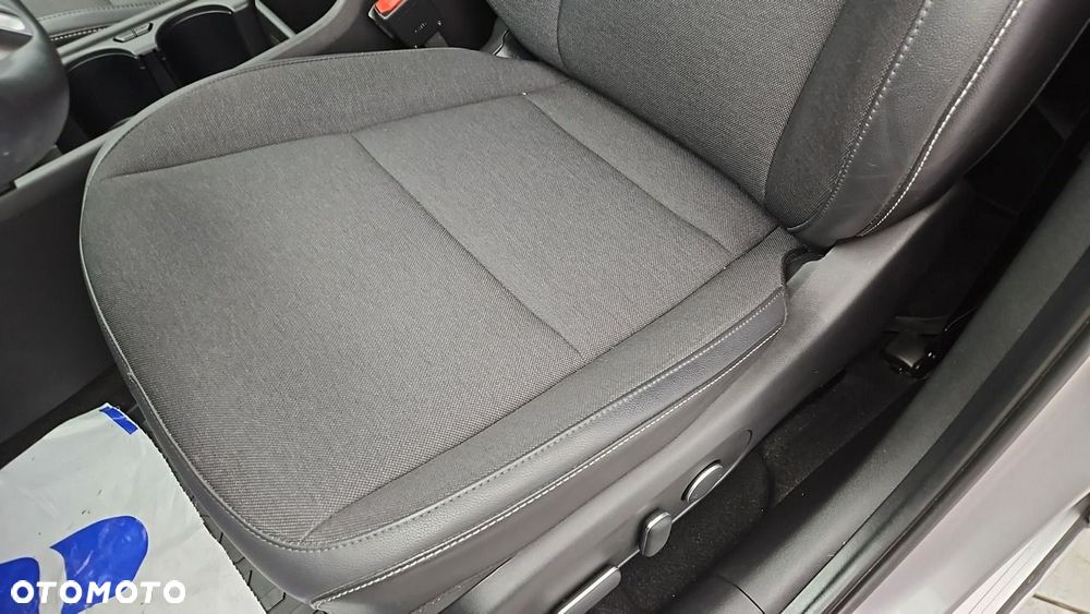 Hyundai Kona 65kWh Smart - 12