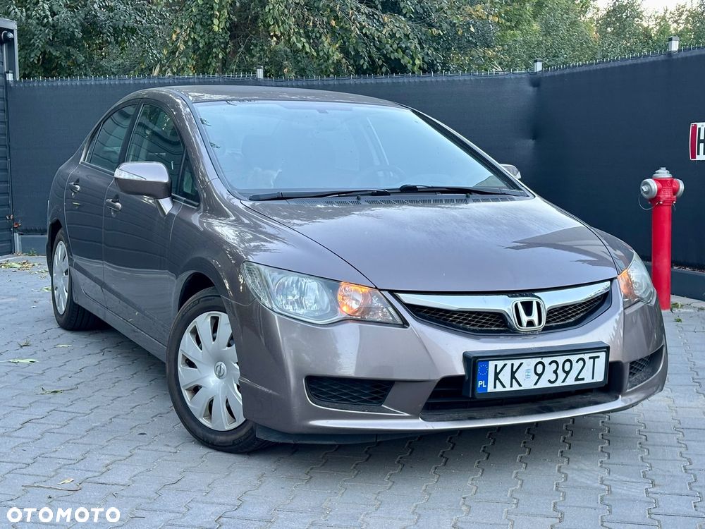 Honda Civic 2010 photo 2
