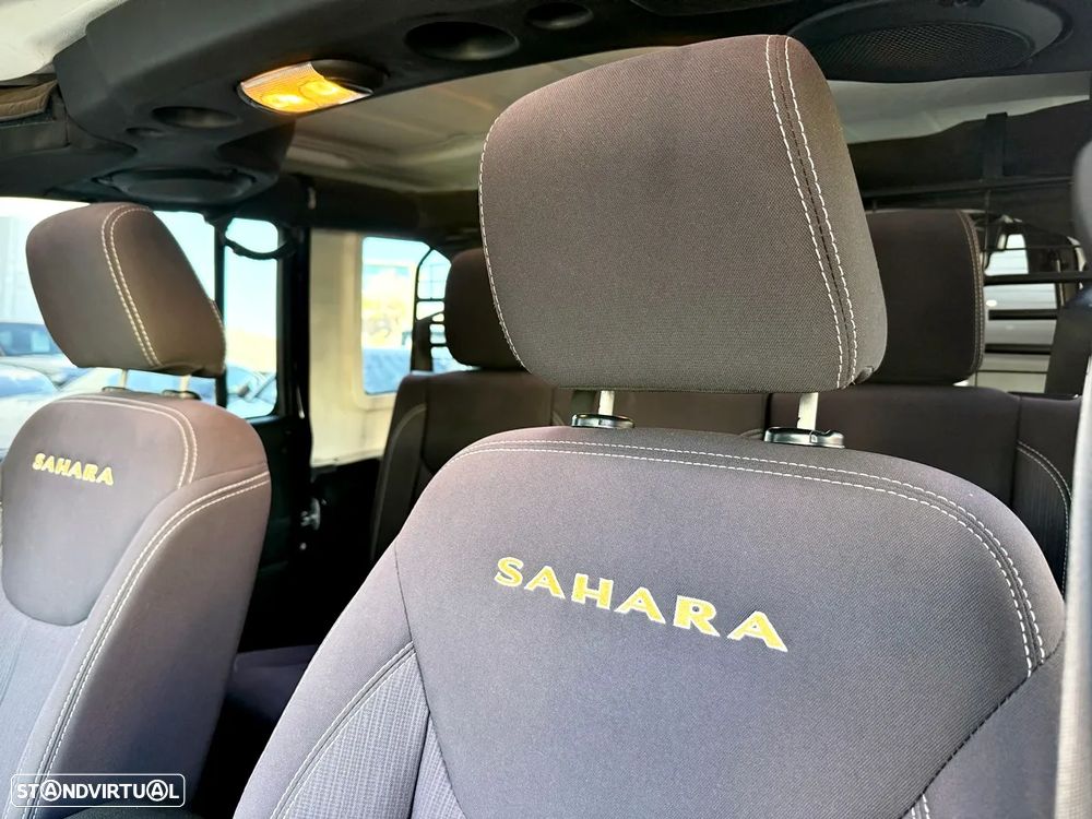 Jeep Wrangler Unlimited 2.8 CRD ATX Sahara Adventure Edition - 21