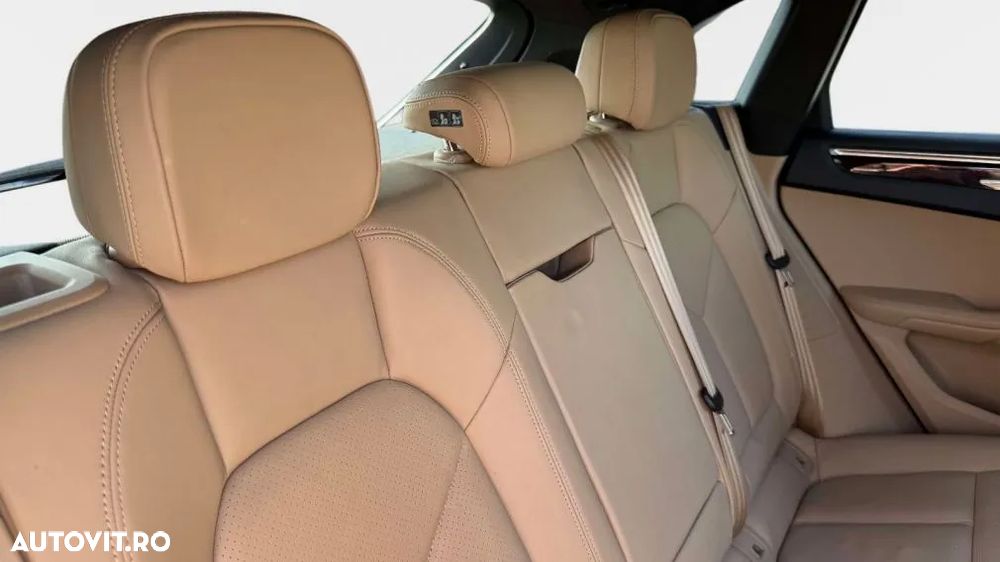 Porsche Macan T PDK - 4