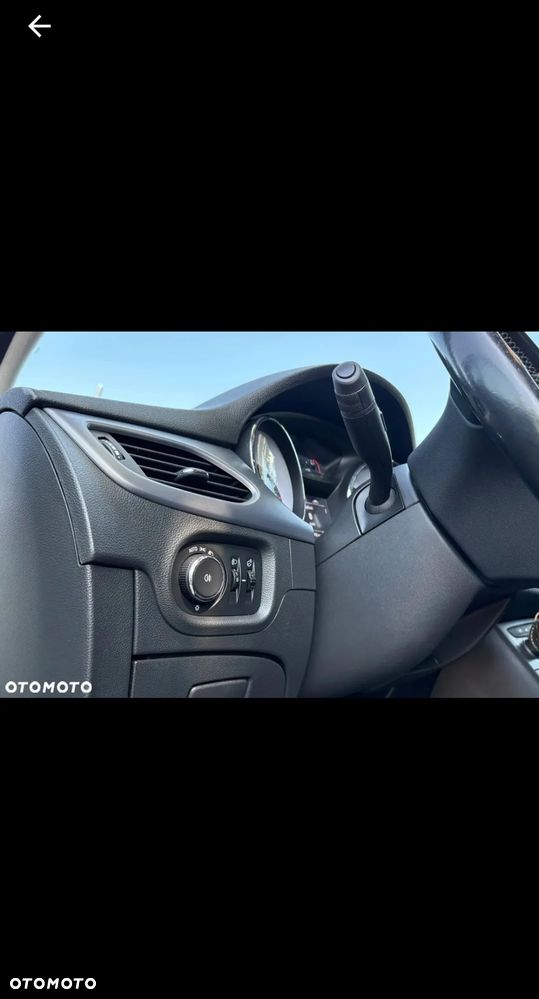 Opel Astra V 1.6 CDTI Essentia - 10