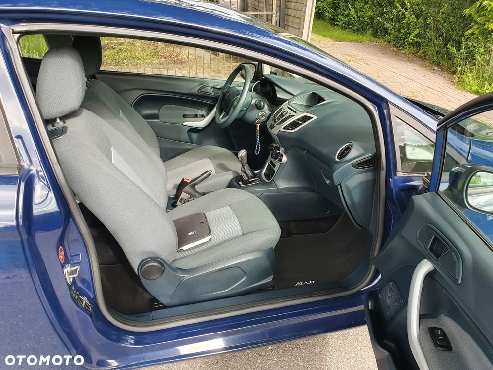 Ford Fiesta 1.25 Trend Edition - 17