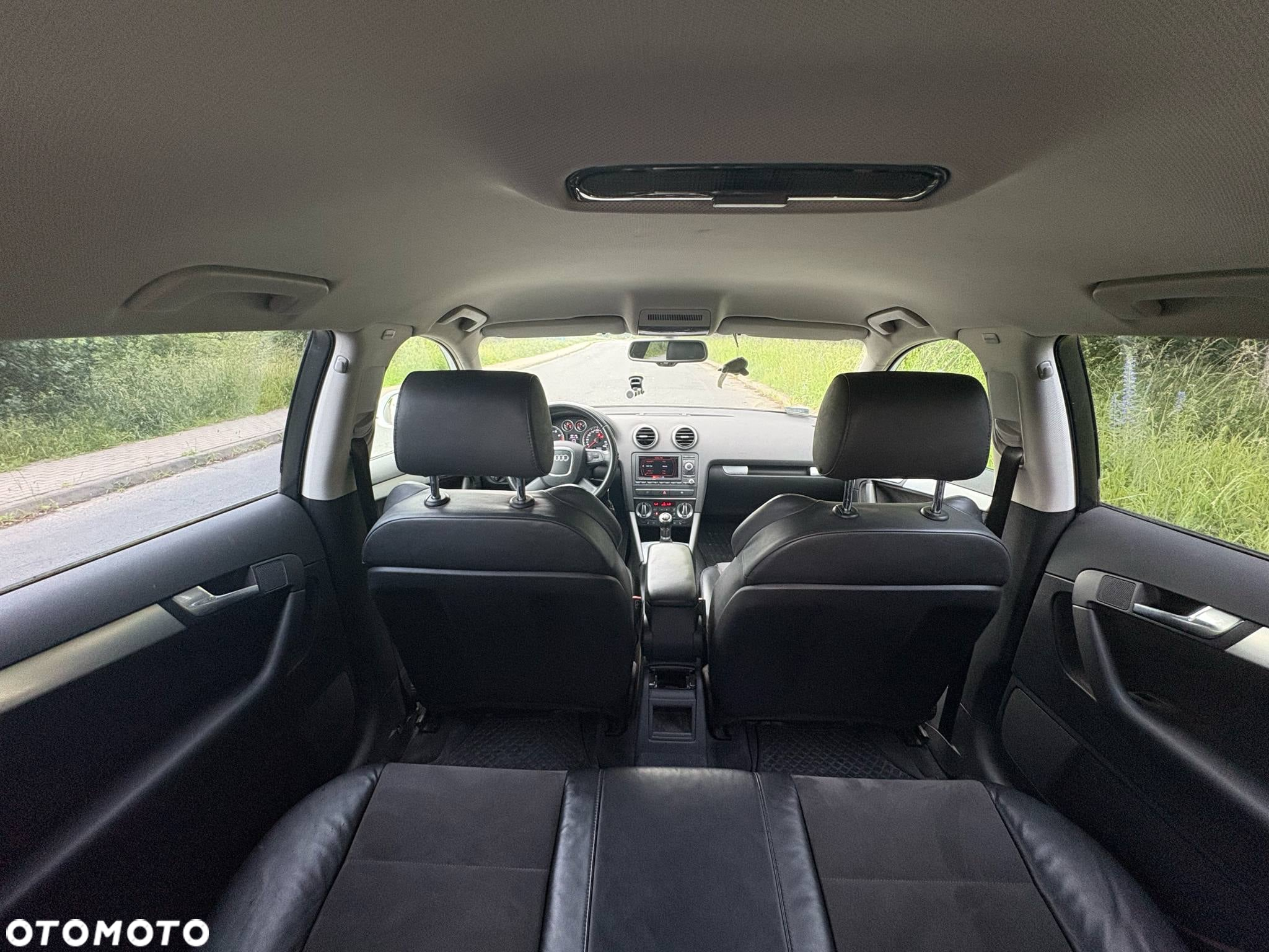 Audi A3 1.4 TFSI Ambiente - 8