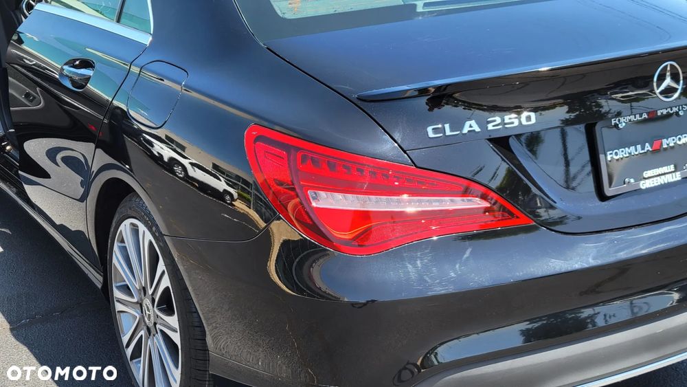 Mercedes-Benz CLA 250 4Matic 8G-DCT Edition AMG Line - 23