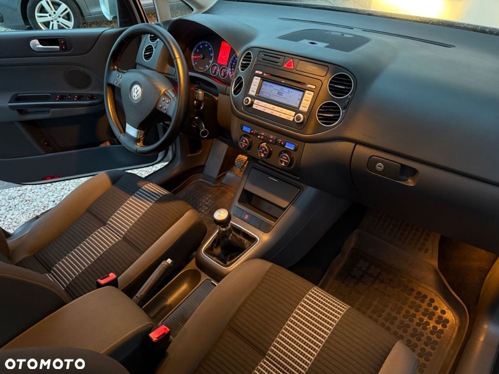 Volkswagen Golf Plus - 30