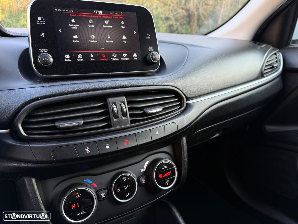 Fiat Tipo Station Wagon 1.3 M-Jet Lounge - 6