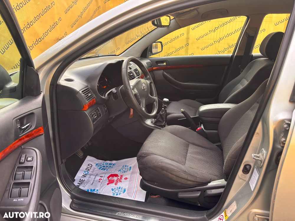 Toyota Avensis 2.2 D-4D Business - 9