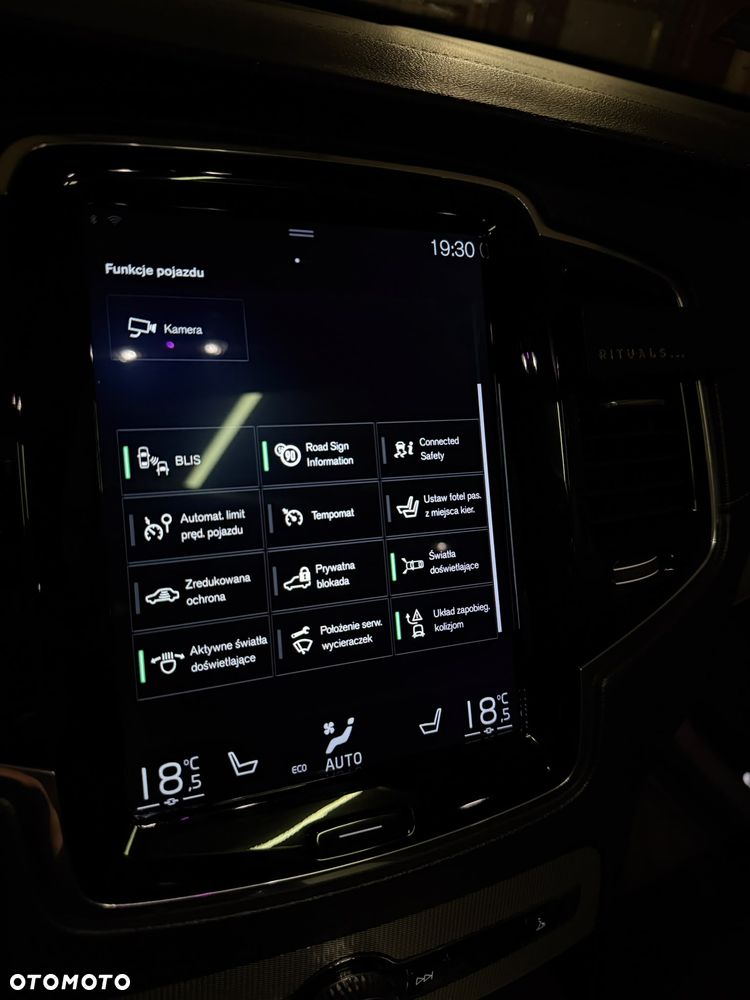 Volvo XC 90 D5 AWD Inscription - 18