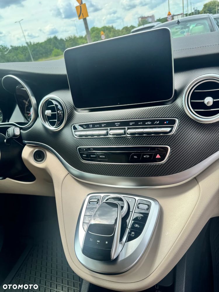 Mercedes-Benz Klasa V 250 (BlueTEC) d Avantgarde 7G-Tronic (d³ugi) - 21