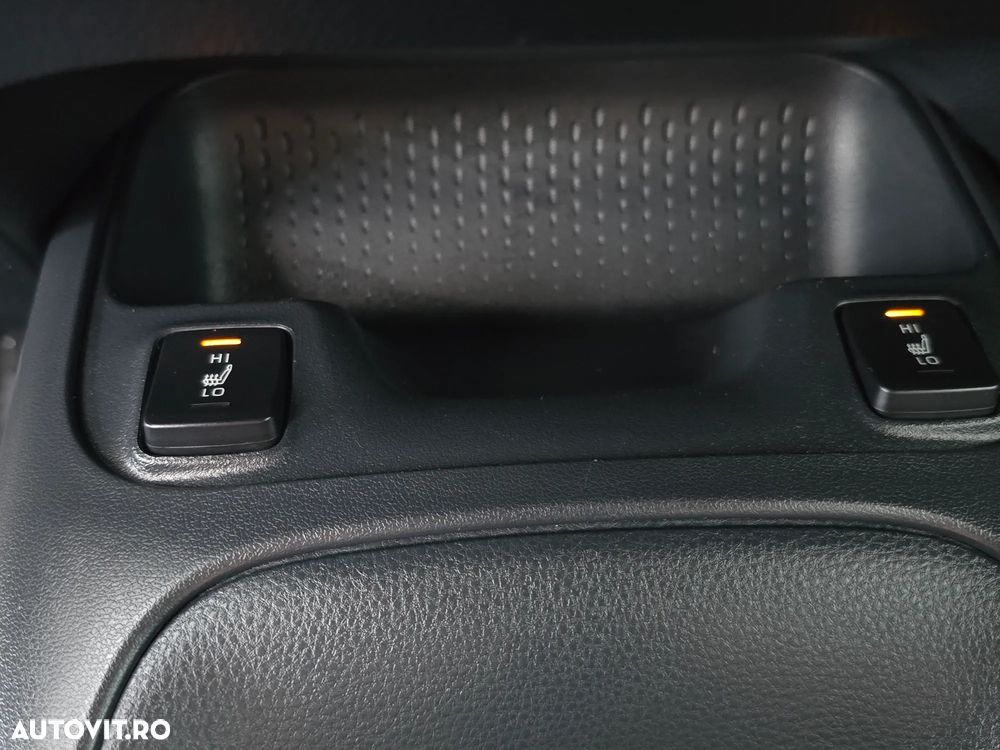 Toyota Corolla 1.8 HSD Business - 13