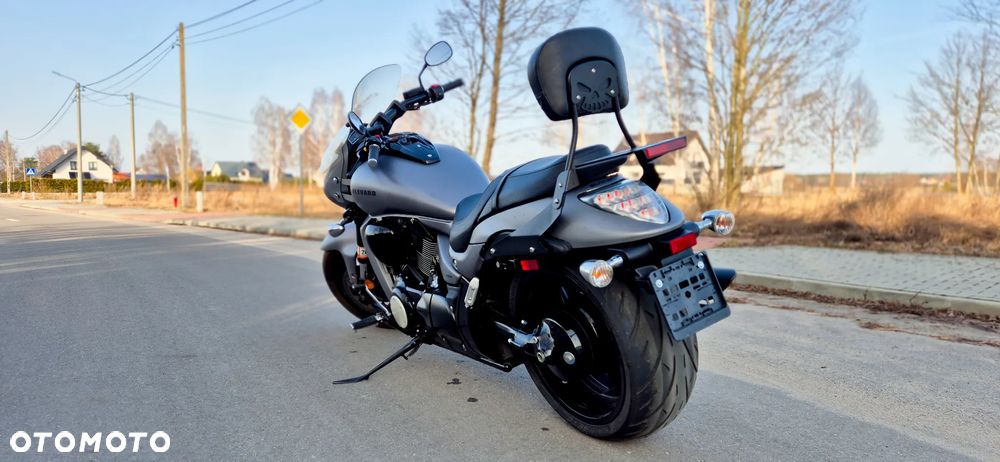 Suzuki Boulevard - 3
